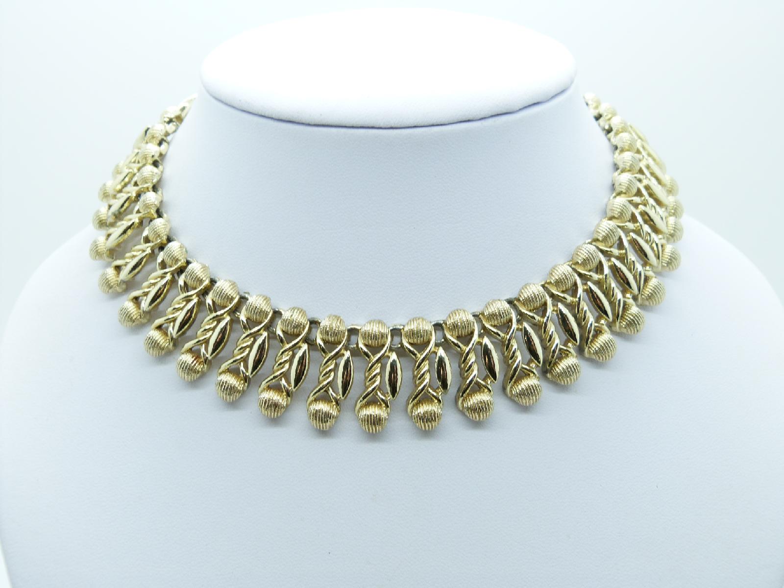£25.00 - Vintage 60s Signed Corocraft Wide Goldtone Fancy Link Collar Necklace 