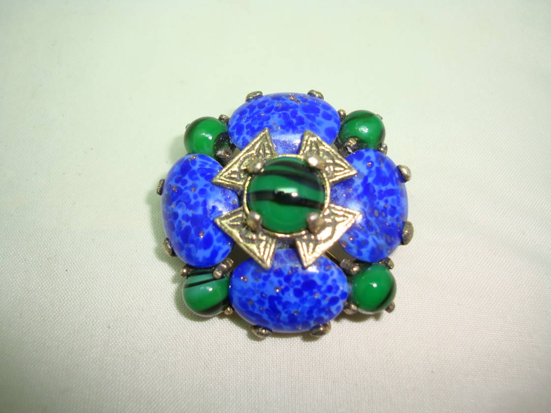 £25.00 - Vintage 50s Signed Miracle Cobolt Blue and Green Agate Glass Brooch 