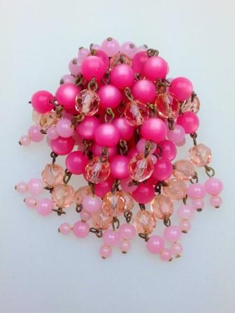 £25.00 - Vintage 50s Pink Moonglow and Crystal Glass Bead Waterfall Cascade Brooch