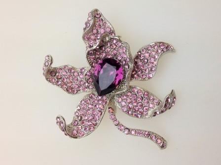 £8.00 - Vintage 50s Style Two Tone Purple Diamante Flower Silvertone Brooch