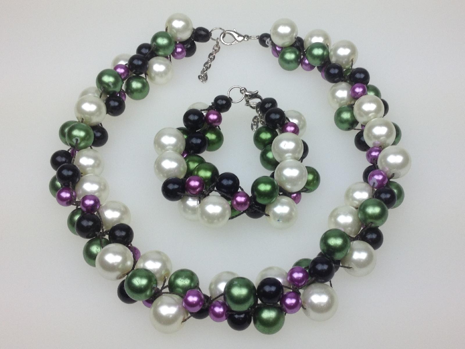 £28.00 - Black Green Purple and White Glass Pearl Bead Necklace and Bracelet Set