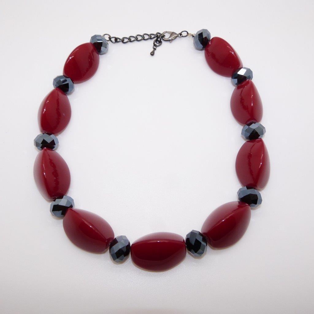 £24.00 - Chunky Maroon Red and Grey Glass Bead Statement Necklace STATEMENT PIECE