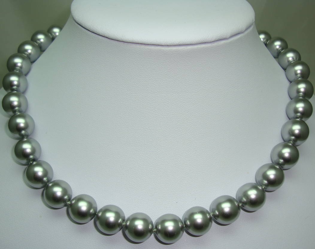 £27.00 - 1980s Quality Grey Faux Pearl Glass Bead Necklace Fab Diamante Clasp!