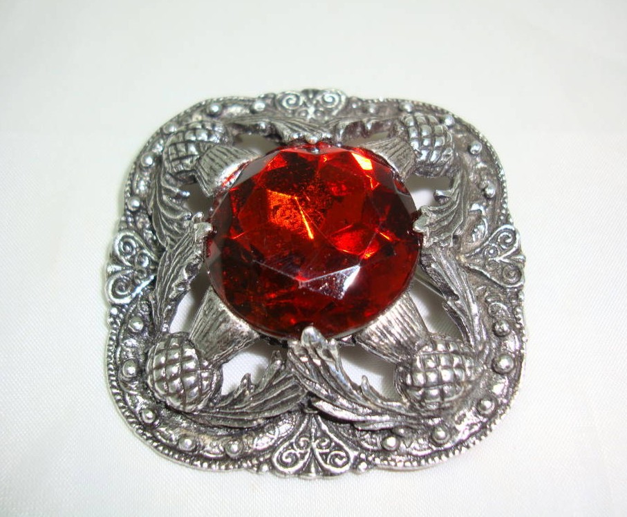 £36.00 - Vintage 50s Signed Miracle Large Celtic Brooch with Amber Glass Stone