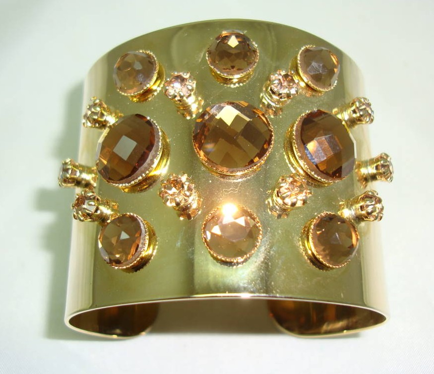 £30.00 - Fab Amber Coloured Diamante Goldtone Wide Cuff Bangle Statement Piece!