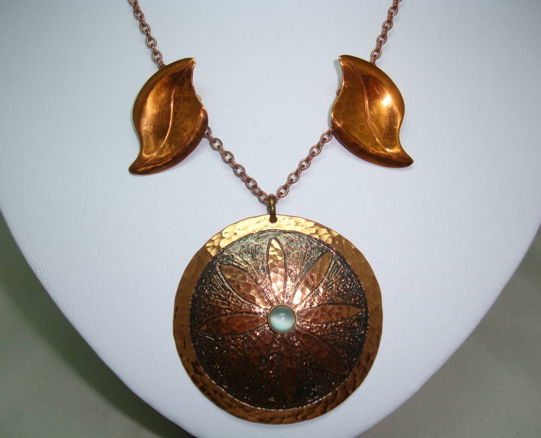 £43.00 - 1960s Signed Moda Designer Large Copper Flower Pendant and Earrings