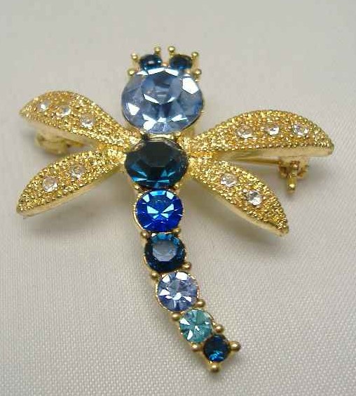 £8.00 - Vintage 80s Charming Blue Diamante Dragonfly Brooch WOW