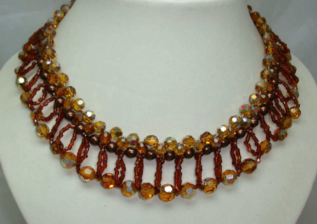 £36.00 - 1950s Amber Crystal Glass & Pearl Drop Collar Necklace